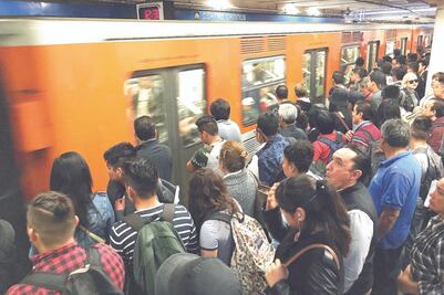 Muere usuario del Metro tras caer a vías del tren en la estación Observatorio
