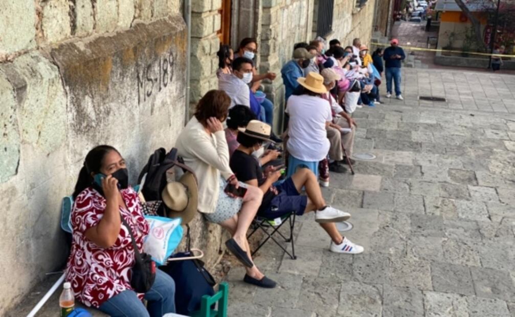 Incertidumbre, esperanza y canciones; así se vive en Oaxaca la espera por la vacuna Covid-19