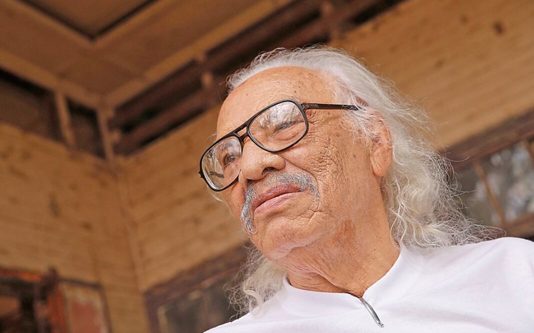 José León Sánchez Alvarado, el escritor con una vida novelesca y sin ficciones.