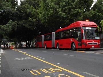 Metrobús y Trolebús Elevado de CDMX reciben certificación internacional por su excelencia en movilidad: Semovi