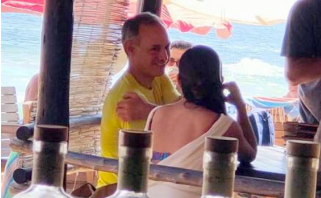 Guía López-Gatell para vacacionar y no morir en el intento