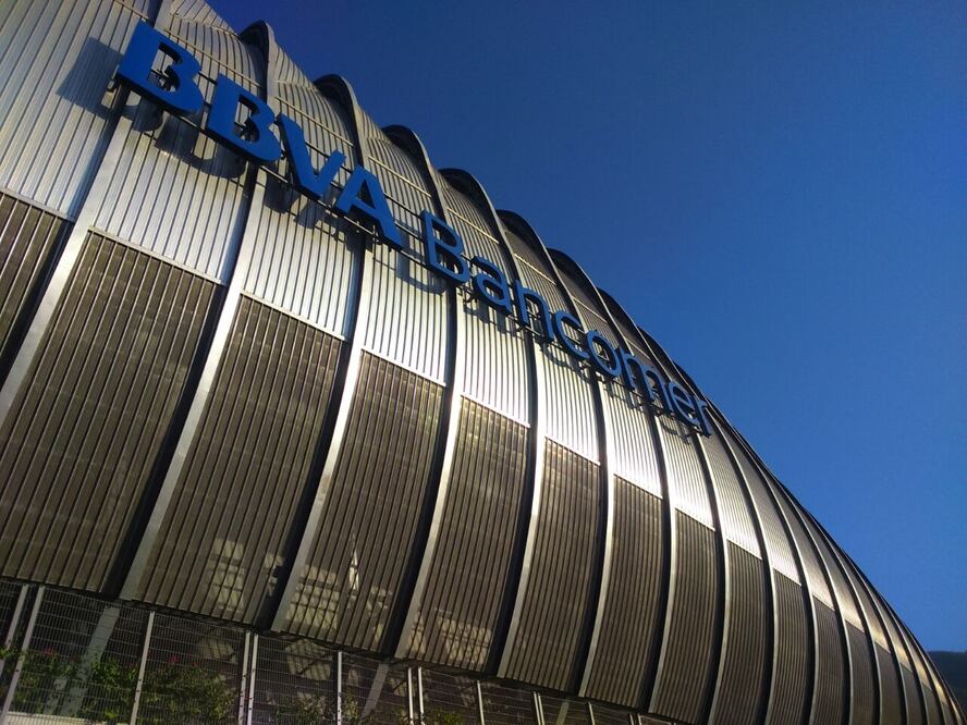 Christian Mendoza/ EL UNIVERSAL. El primer clásico regio en el estadio BBVA Bancomer lo ganó Monterrey.