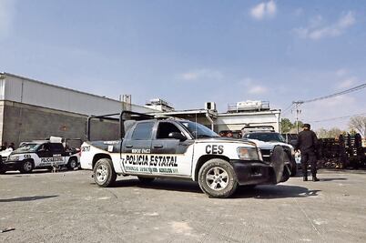 Policías no robaban en Aurrerá de Zumpango, “llevaban pantallas al MP”