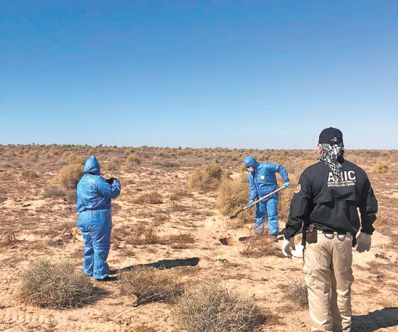 Personal de criminalística y peritos del Laboratorio de Inteligencia Científica Forense llevaron a cabo la excavaciones en cinco fosas. CORTESÍA
