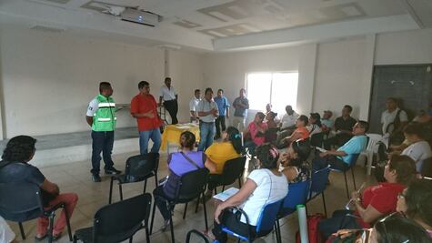 Avanza revisión de escuelas dañadas por sismo en Oaxaca