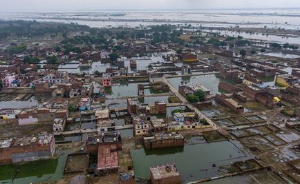 Suman 44 muertos y cientos de evacuados por inundaciones en la India