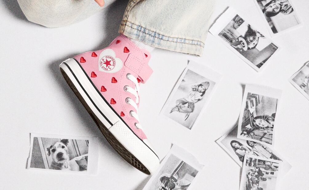 Converse celebra el amor sin etiquetas con Chucks Enamorados. Foto: Cortesía
