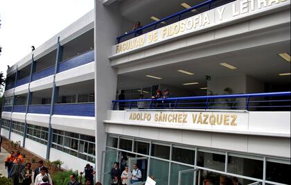 Renuncia secretario general de la Facultad de Filosofía; busca terminar conflicto