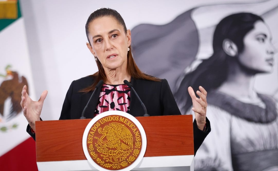 Claudia Sheinbaum Pardo en su conferencia matutina en Palacio Nacional el 13 de abril de 2026. Foto: Diego Simón / EL UNIVERSAL