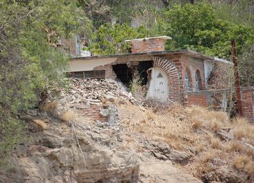 'Earl' deja 8 viviendas sepultadas en Hidalgo