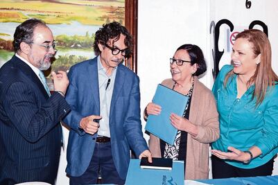 Quadri: suicidio, legitimar a ambulantes en Carta Magna