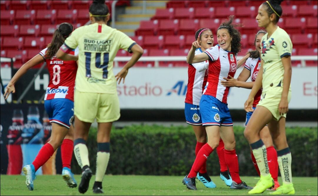 Festejo de Tania Morales. Foto: Imago 7