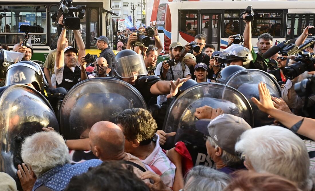 La polarización, y el consiguiente repliegue aislacionista, amenaza con abocar al mundo a un camino de "desglobalización" que hace imposible enfrentarse a los grandes desafíos Foto: EFE