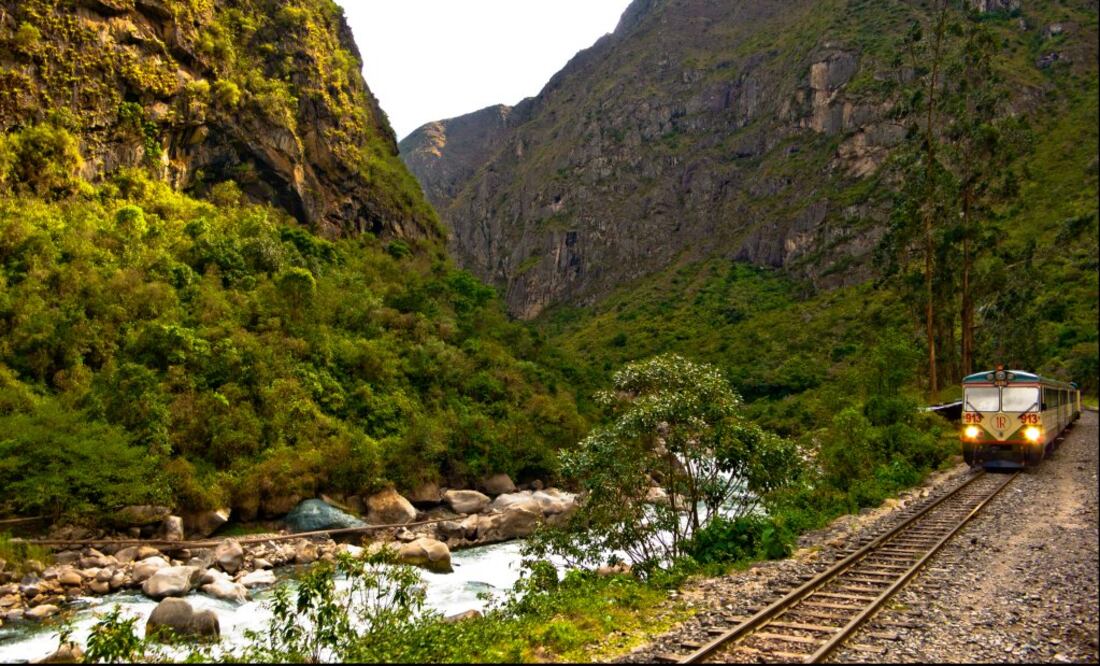 A raíz del incidente, PeruRail indicó que todos sus servicios de tren y el servicio bimodal, de bus y tren, estarán suspendidos en una ruta utilizada a diario por miles de turistas que van a Machu Picchu. Foto: Especial
