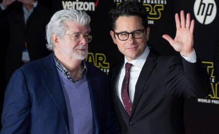 Lucas says "Star Wars" will crush "Jurassic World"