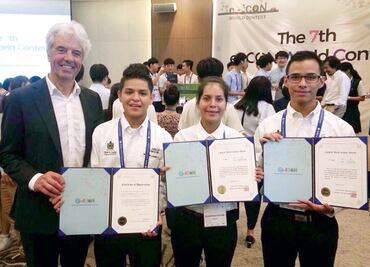 Egresados de Conalep crean app por inseguridad en el país