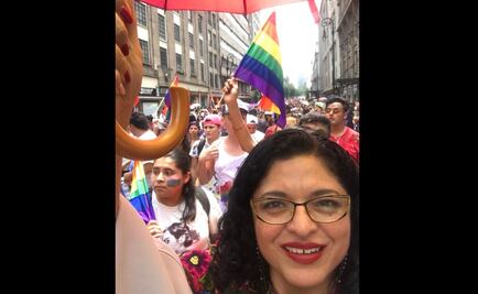 Alejandra Frausto marchó por la diversidad LGBTTTI+