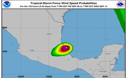 "Katia" se degrada a tormenta tropical tras tocar tierra en México