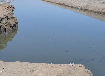 Con aguas residuales: universidad dice que así frenó brote de Covid-19