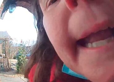 Los crueles ataques racistas de una mujer contra mexicana en Estados Unidos