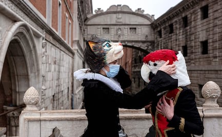 Así se vive el Carnaval de Venecia 2021, sin turistas y con cubrebocas por el Covid-19