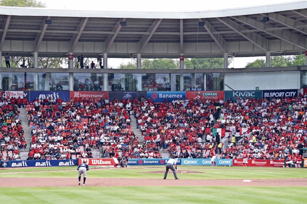 A la fiesta en el Fray Nano acudieron más de seis mil (RAMÓN TREVIÑO. EL UNIVERSAL)