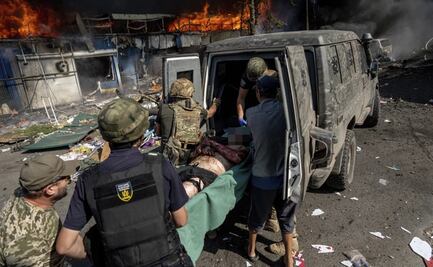 Ataque ruso a mercado en Ucrania fue deliberado, acusa Zelensky