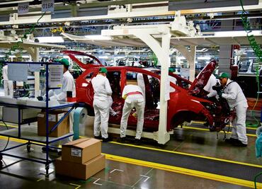 Industria automotriz exporta 528 mdd al día