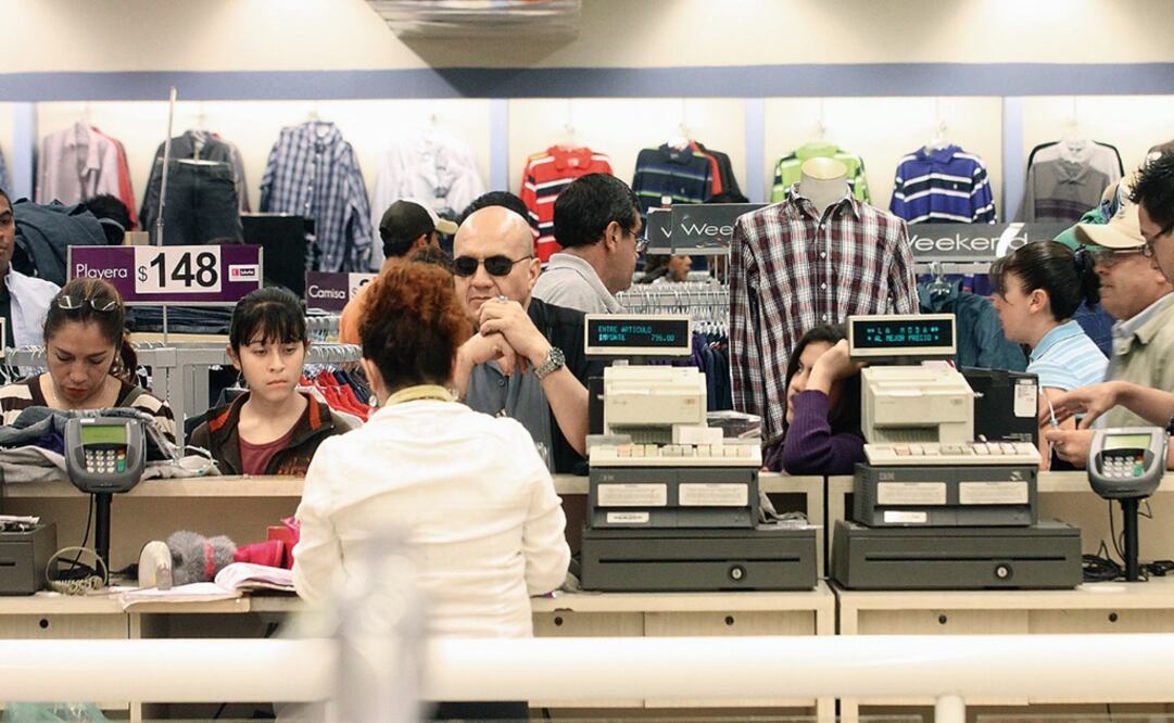 Desaceleran ventas en México al cierre de 2015