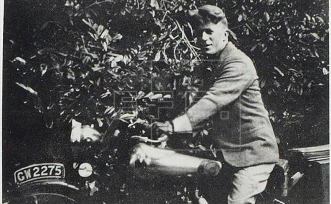 Lawrence, nacido en Gales (Reino Unido), trabajó como arqueólogo en Oriente Medio. Su vida fue llevada al cine por David Lean. FOTO: EFE.