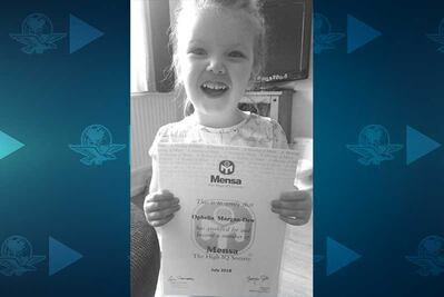 Ophelia, la niña británica con un coeficiente superior al de Einstein
