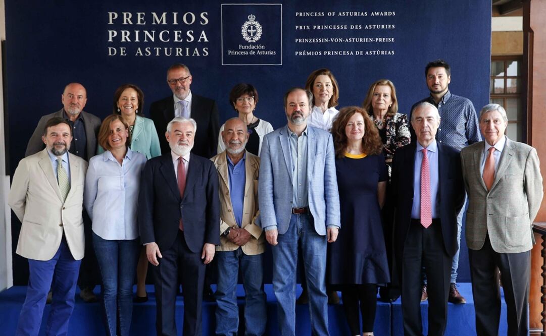 El jurado del Premio Princesa de Asturias de las Letras 2018 inició hoy las deliberaciones para decidir el ganador del reconocimiento. Foto: EFE/ José Luis Cereijido