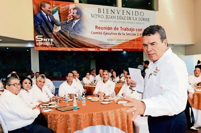 SNTE dice que 2016 es año decisivo para reforma educativa  