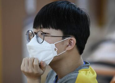 China pide ayuda urgente para máscaras y equipos de protección por coronavirus