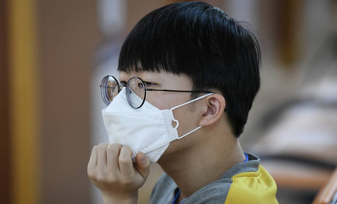 Las autoridades sanitarias chinas reportaron 57 decesos en las últimas 24 horas (Foto: AFP)
