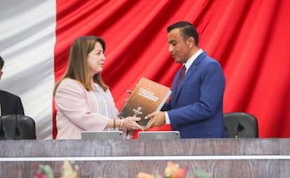 Gobernadora de Morelos rinde su primer informe; asegura que recibió el estado con "rezagos"