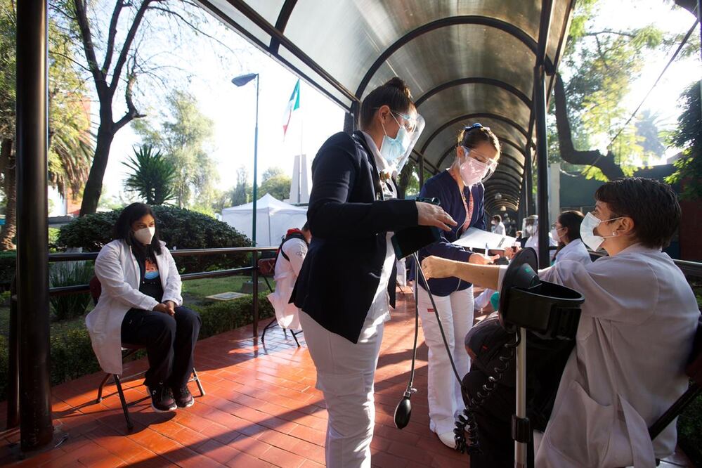 En fotos, así es la vacunación contra Covid-19 en México