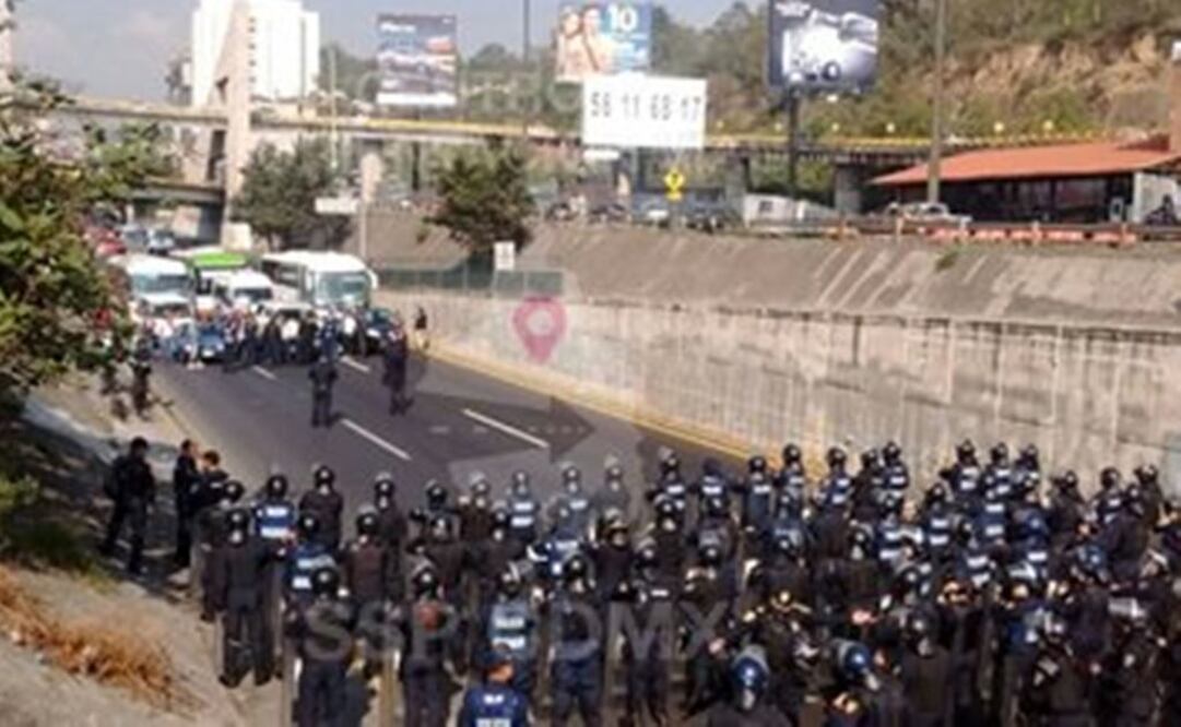 Hay cierre vial en la México-Toluca por manifestantes