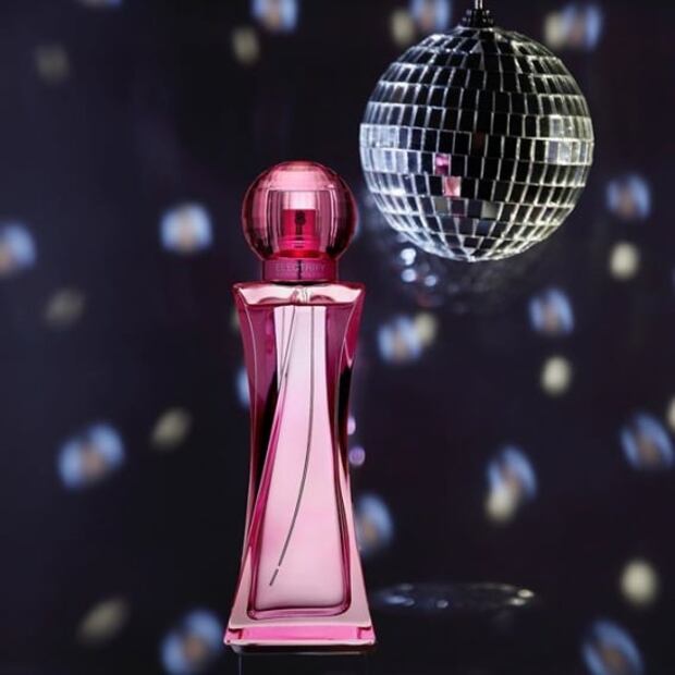 10 perfumes de mujer para regalar en Navidad