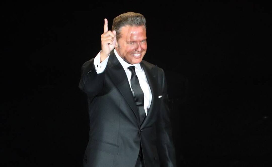 Luis Miguel se reencontró con sus fans en el Auditorio Nacional tras una ausencia de dos años  FOTO: JUAN CARLOS REYES / EL UNIVERSAL