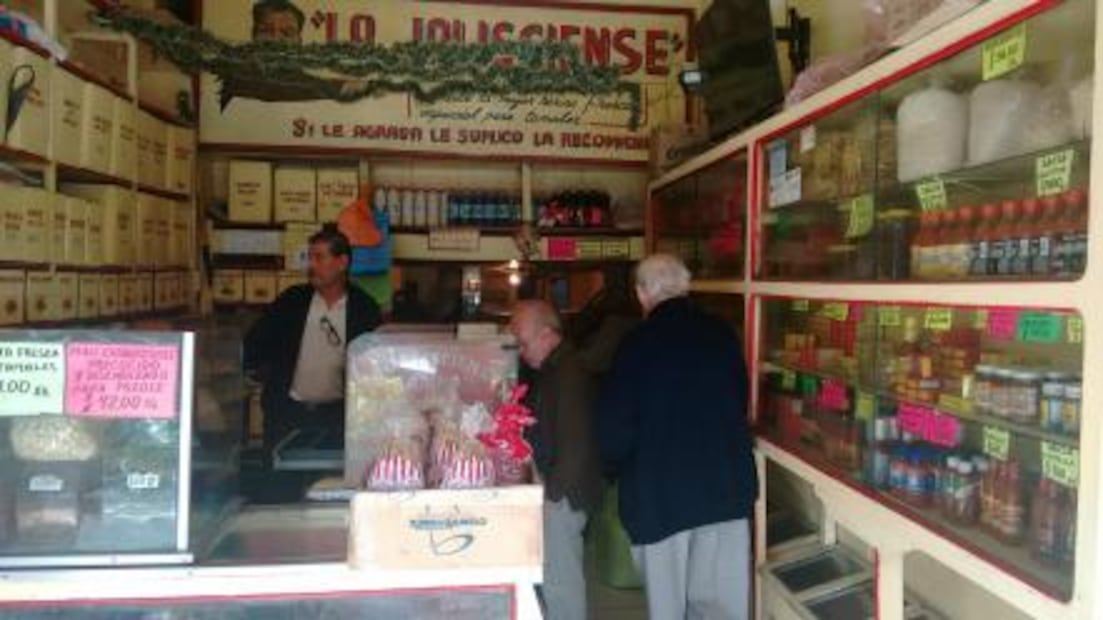 “A las hijas ya nadie les enseña a preparar mole”