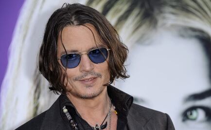 Johnny Depp gastó siete mil dólares en sillón de las Kardashian