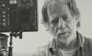 Fallece Henner Hofmann, el ojo mexicano detrás de producciones de Bon Jovi, Wesley Snipes y Gloria Trevi