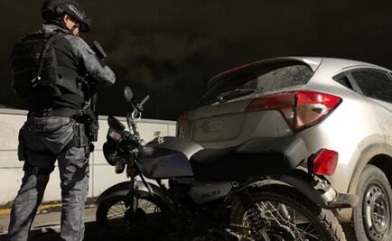 Abandonan camioneta con fusiles de asalto en Celaya, Guanajuato