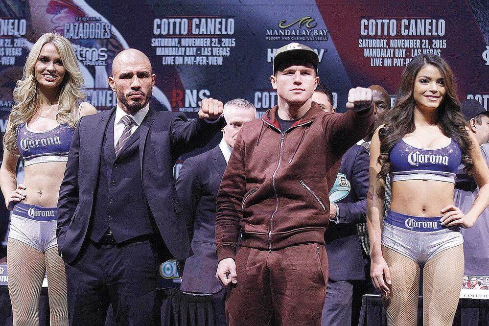 Miguel Cotto y Saúl Álvarez se enfrentan mañana en Las Vegas (CORTESÍA. GOLDEN BOY PROMOTIONS)