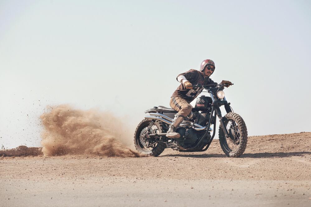 Yamaha SCR950 Chequered Scrambler