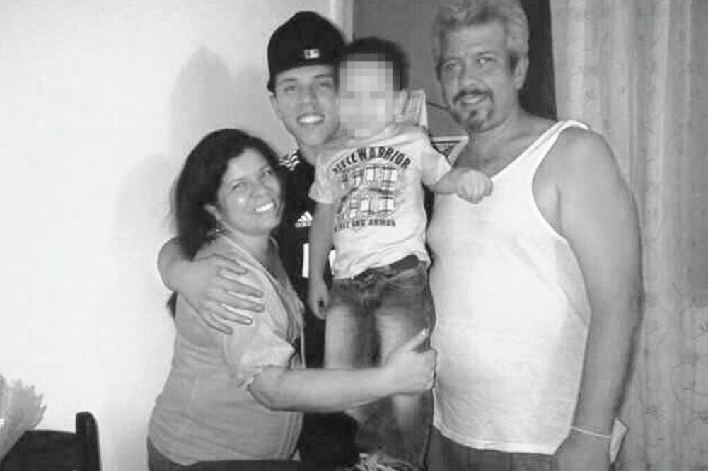 En noviembre de 2015, Alexandra Colmenares y Claudio Contreras fueron aprehendidos en el AICM por presuntamente ingresar droga; era la primera vez que salían de Venezuela y venían a México a visitar a un amigo a Los Cabos (ESPECIAL)