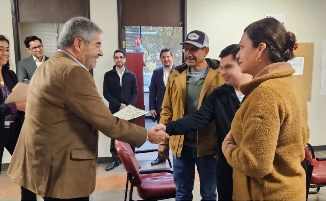 El canciller Juan Ramón de la Fuente instruyó a los consulados eficientar los servicios para beneficio de las personas mexicanas. Foto: Especial