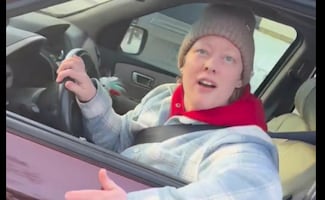 Este es el video que grabó agente de ICE antes de que matar a mujer en Minnesota; "su vida estaba en peligro y disparó", reitera JD Vance