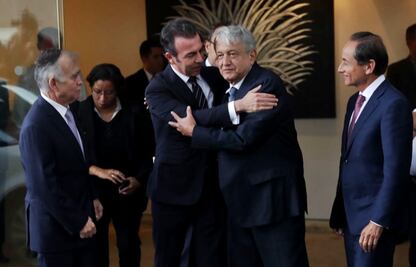 Luna de miel de AMLO con empresarios “ya es matrimonio”: Romo